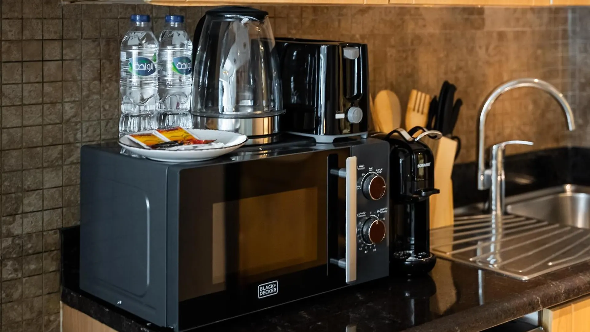 Modern Studio Apartment In Goldcrest Views Dubai United Arab Emirates